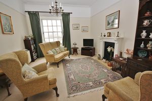 Sitting Room- click for photo gallery
